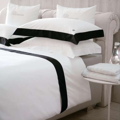 7 Piece Modern Embroidered Comforter Set
